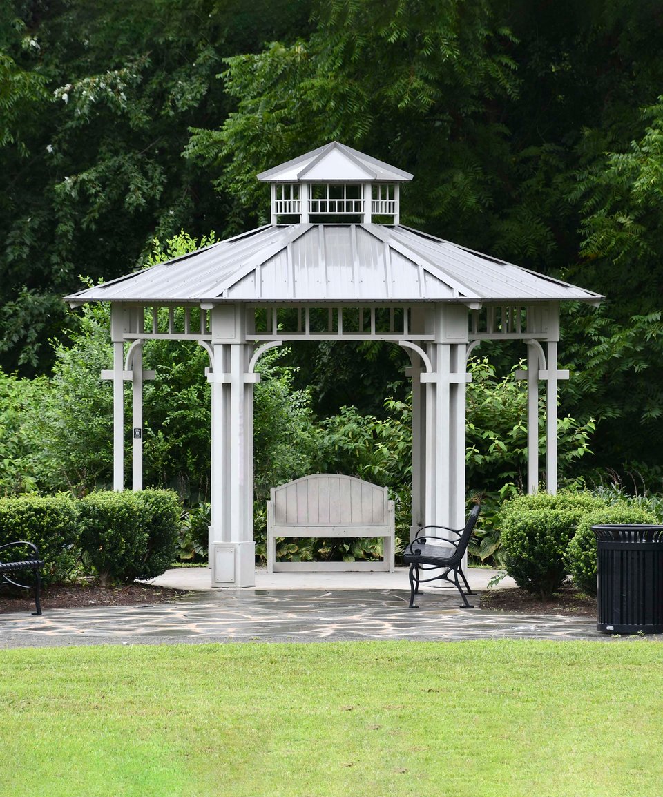 Craftsman Hexagon Shelter in Maple Shade, NJ