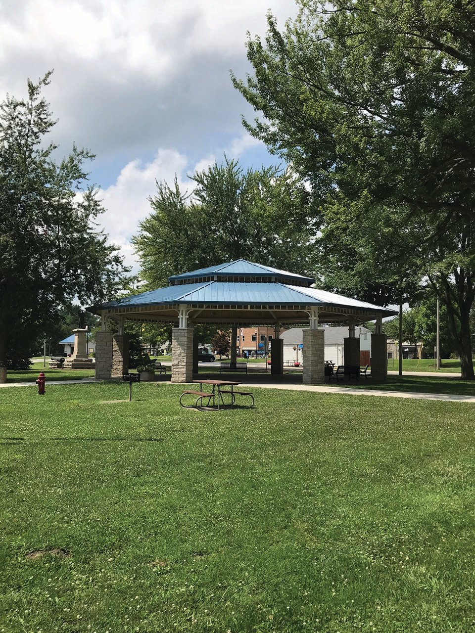Craftsman Octagon in Whitehouse, OH