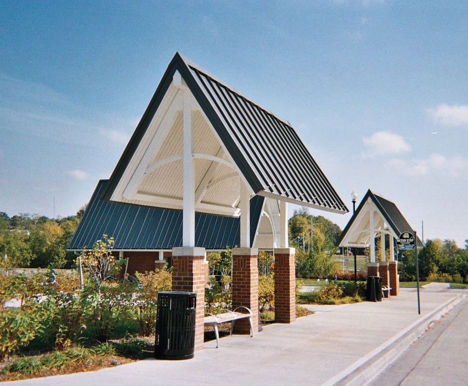 Craftsman Series Transit Shelter in Kansas City, MO