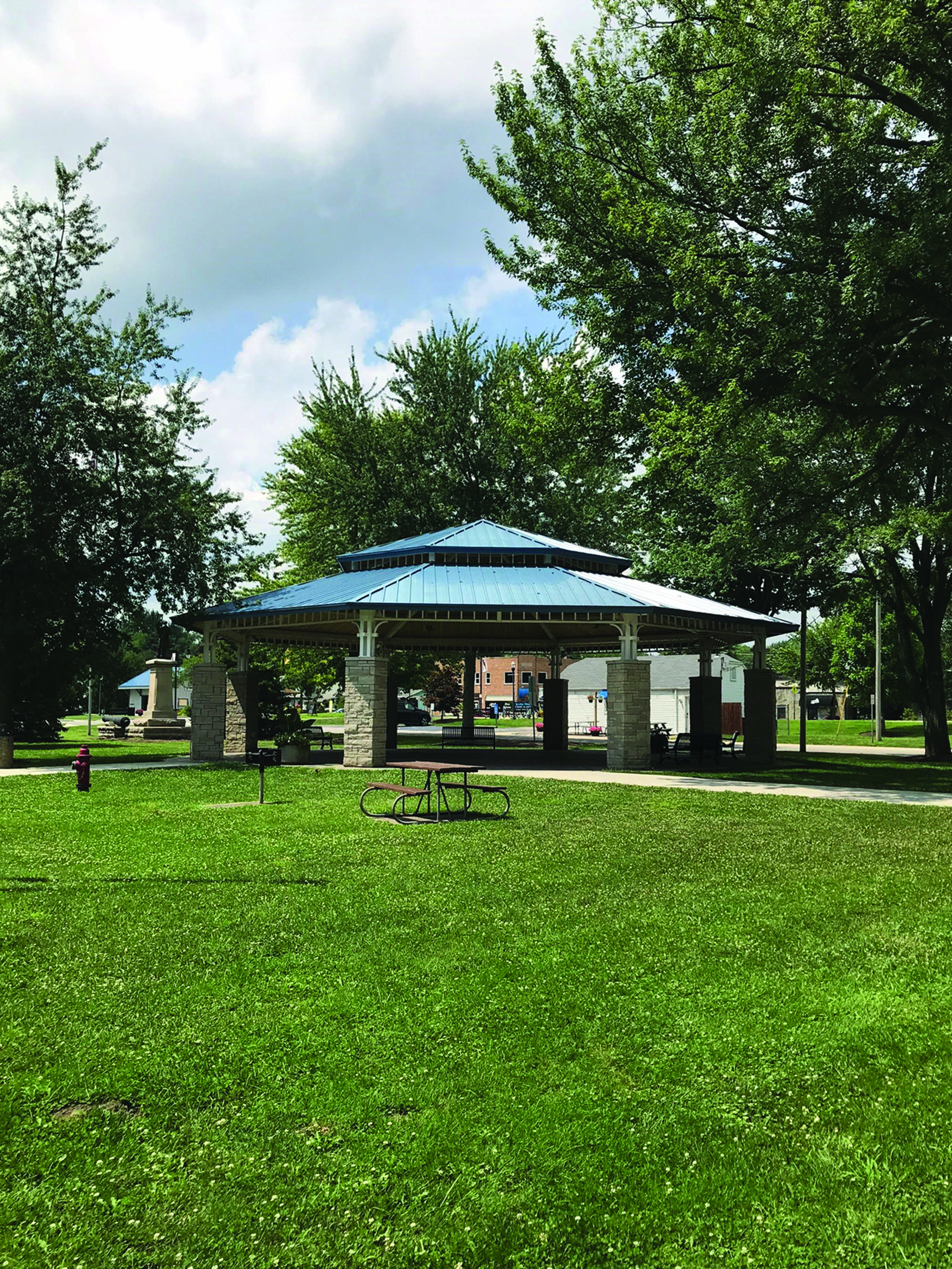 Craftsman Octagon Shelter with 2 Tier Clerestory Design